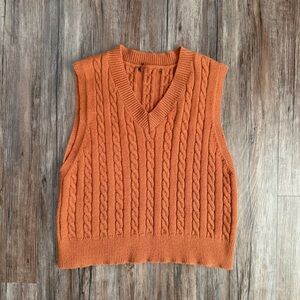 Rusty Orange Cable Knit V-Neck Sweater Vest M